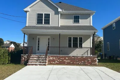 26 N Rocliffe St 1