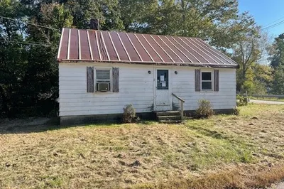2 Chapin St