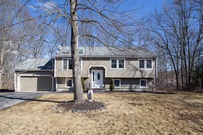 198 Silverwood Dr 1
