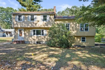 235 Lakewood Dr