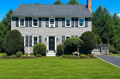 219 Fernwood Dr 1