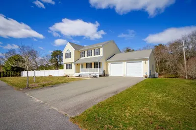 17 Lynne Rd 1