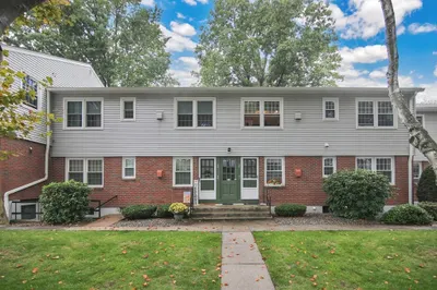 80 Brush Hill Ave #33 1