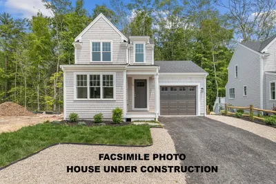 14 Pat Rose Way