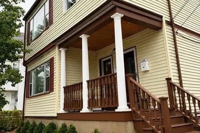 12 Heath St #1