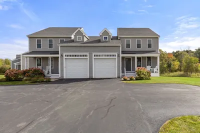 101 Sawmill Ln #101 1