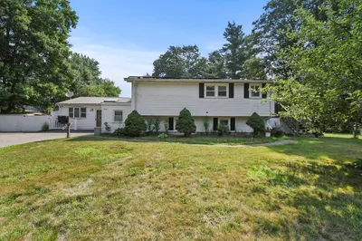 186 Carl Ave