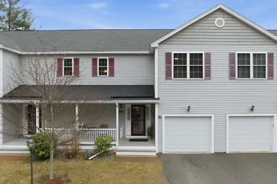 90 Rangeway Rd #204