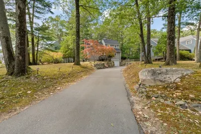16 Sherborne Cir 1