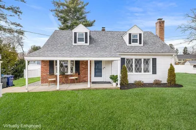 11 Hathaway Road