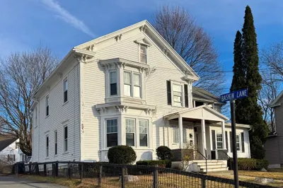 15 North Summer St 1