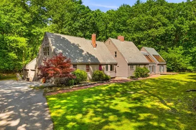 95 Lawrence Rd
