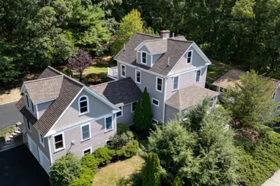82 N Quinsigamond Ave 1