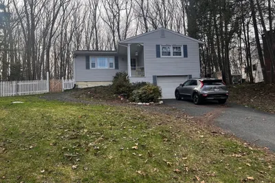 635 Florence Rd 1