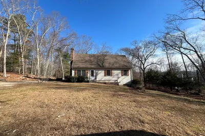 242 Tower Hill Rd