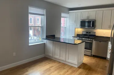 13 Hanover Avenue ##4