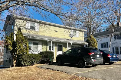 104-106 Dubois St