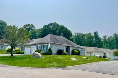 114 Taft Hill Ln #114 1