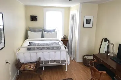 697 Main Street #4