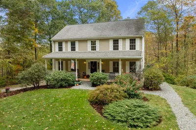 26 Town Farm Rd 1