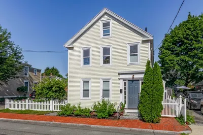 28 Dove St #2