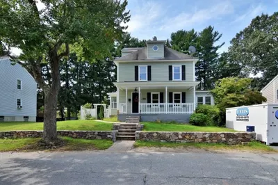 100 Hayes Ave