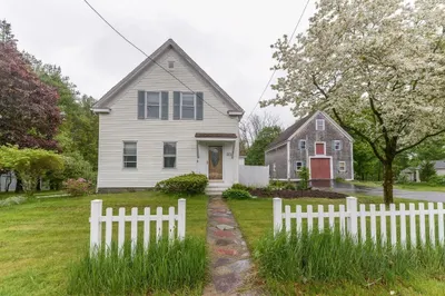 412 Bay Rd