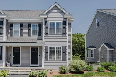 49 Riley Rd #49