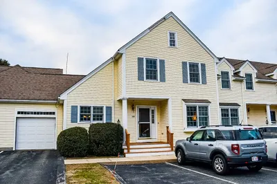 307 Thayer St #307 1