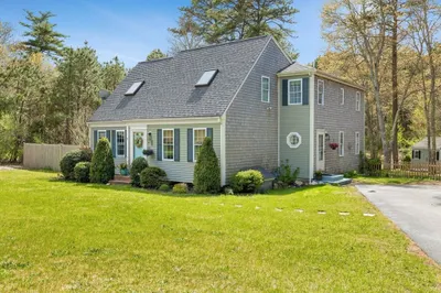 23 Deseret Dr