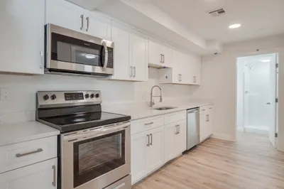 14 William St #2