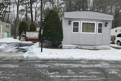 243 Mason Ave