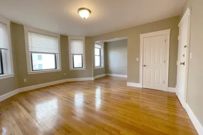 660 Huntington Avenue #35 1