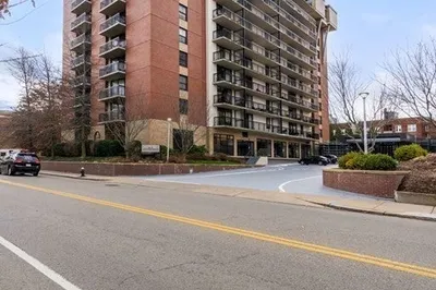 60 Longwood Avenue #310