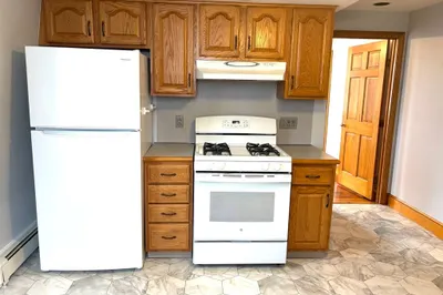 55 Port Norfolk St #3