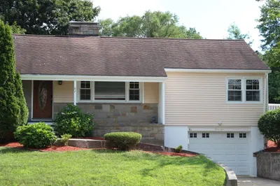 41 Eagle Rd 1
