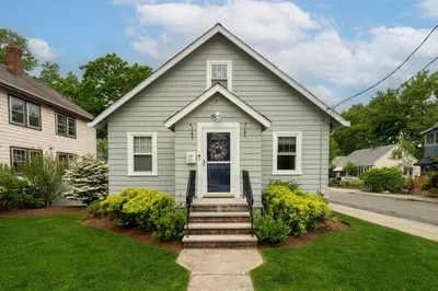 321 Vermont St 1