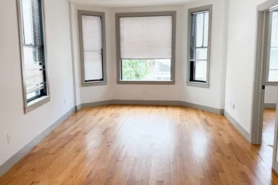 15 Maywood St #2 1