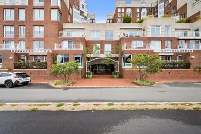 75-83 Cambridge Parkway #101 1