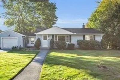29 Saybrook Rd