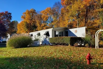 20 Clayton Dr 1