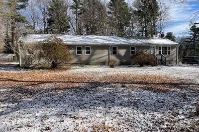 506 Durfee Hill Rd 1