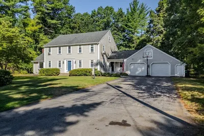 137 Stonegate Ln 1