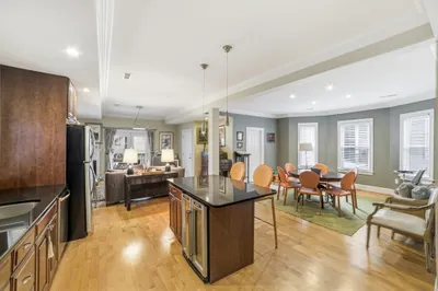 5 Mount Vernon St #2 1