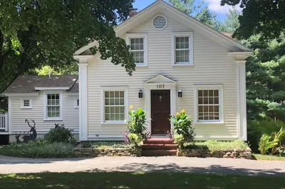107 Old Millville Rd 1