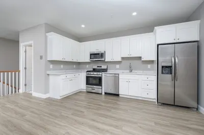 242 Mountain Ave #1 1