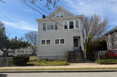75 Varnum St #75