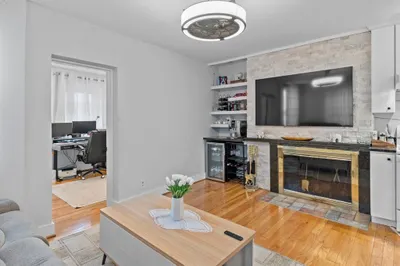 1 Belgravia Pl #4