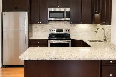 1105 Lexington Street #B4 U9 1