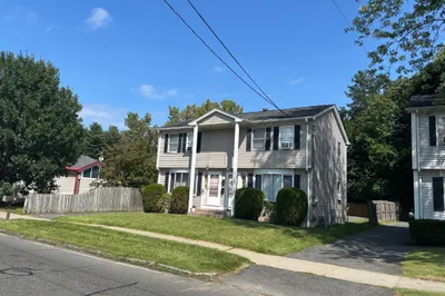 17-19 Slater Ave 1